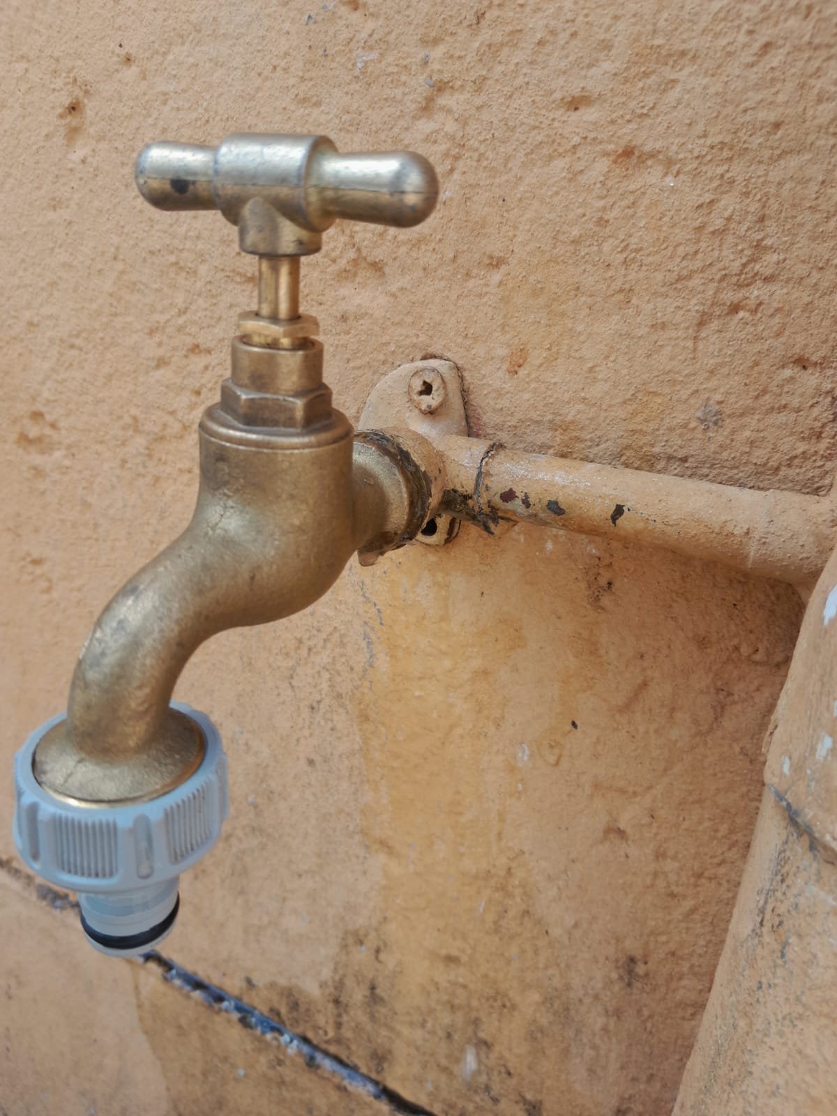 Plumber Amberfield Manor Plumber Amberfield Manor service photo